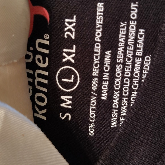 Black Tee Shirt with Pink Logo - Picture 4 of 4